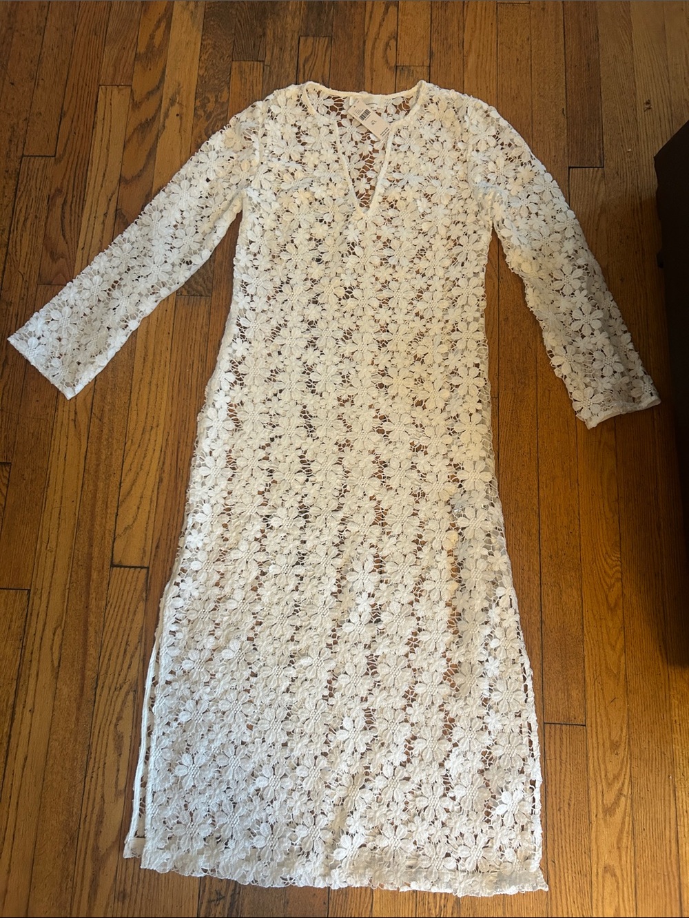 NWT Anthropologie White Crochet Floral V-Neck Dress - Picture 2 of 3